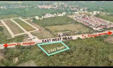 EAST WEST ROAD SILANG VACANT LOT @ 2,042 SQM FOR LEASE