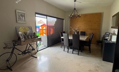 Venta casa en fraccionamiento Real Esmeralda