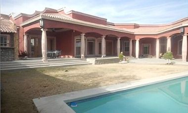 Casa Residencial en Fracc Campos Eliseos Juarez Chihuahua/ Recuperacion Bancaria