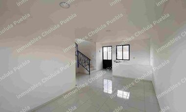 Casas nuevas en venta en fraccionamiento cerrado y con vigilancia, 2 niveles, en San Miguel Contla, Tlaxcala a 10 minutos de Apizaco centro.