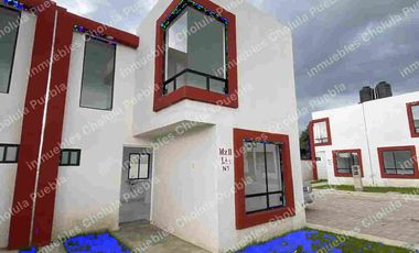 Casas nuevas en venta en fraccionamiento cerrado y con vigilancia, 2 niveles, en San Miguel Contla, Tlaxcala a 10 minutos de Apizaco centro.