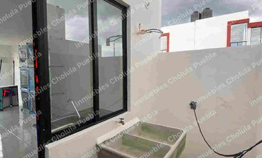 Casa de un nivel en fraccionamiento cerrado, ideal para personas con necesidades especiales y para personas de la tercera edad, ubicadas en San Miguel Contla a 10 minutos de Apizaco centro.