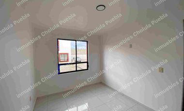 Casa de un nivel en fraccionamiento cerrado, ideal para personas con necesidades especiales y para personas de la tercera edad, ubicadas en San Miguel Contla a 10 minutos de Apizaco centro.