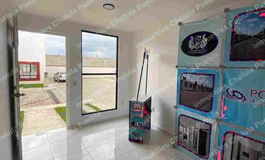 Casa de un nivel en fraccionamiento cerrado, ideal para personas con necesidades especiales y para personas de la tercera edad, ubicadas en San Miguel Contla a 10 minutos de Apizaco centro.