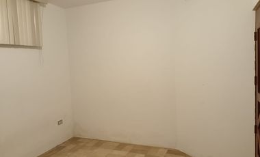 Alquiler de departamento en planta Baja, Kennedy Norte, 3 Dormitorios.