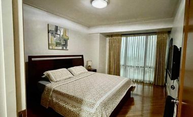 Amorsolo Rockwell Makati Big 1BR Furnished For Rent