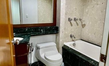Amorsolo Rockwell Makati Big 1BR Furnished For Rent