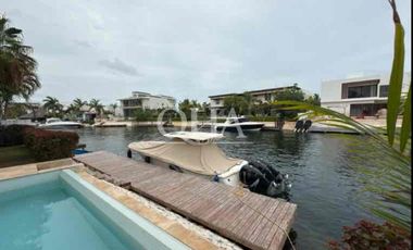 casa en venta en los canales de puerto Cancún
