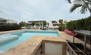 casa en venta en los canales de puerto Cancún