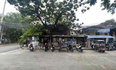 LOT FOR SALE WITH OLD HOUSE