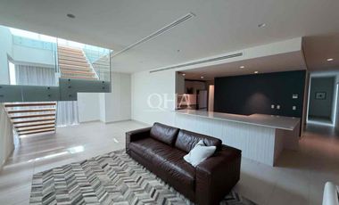 Se vende PH en SLS puerto Cancún marina beach