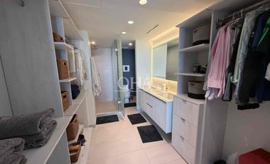 Se vende PH en SLS puerto Cancún marina beach