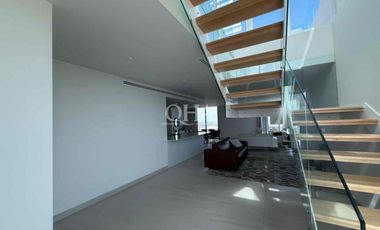 Se vende PH en SLS puerto Cancún marina beach