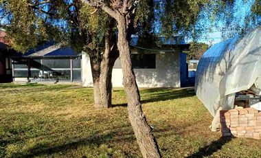 2 Casas, sobre Lote apto PH !!!