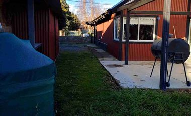 2 Casas, sobre Lote apto PH !!!