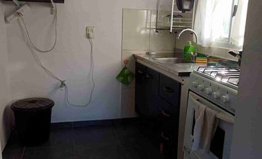 2 Casas, sobre Lote apto PH !!!