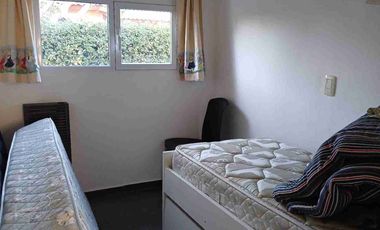 2 Casas, sobre Lote apto PH !!!