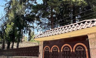 Casa tipo chalet inglés