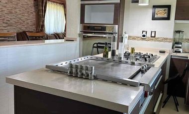 Casa tipo chalet inglés