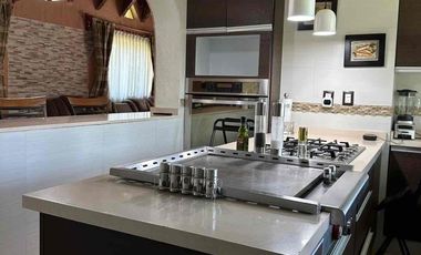 Casa tipo chalet inglés