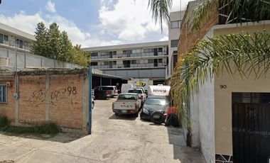CASA CENTRICA EN VENTA DE OPORTUNIDAD PARA USO COMERCIAL