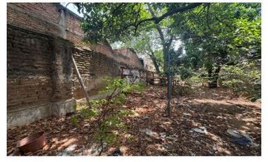 CASA CENTRICA EN VENTA DE OPORTUNIDAD PARA USO COMERCIAL