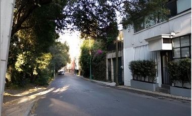 Edificio en 4 niveles Alpes 1020 Lomas de Chapultepec Miguel Hidalgo CDMX/ Recuperacion Bancaria