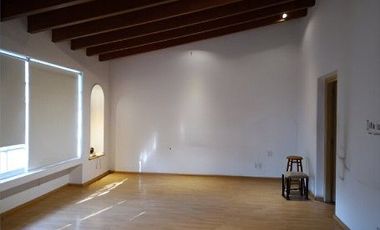 Edificio en 4 niveles Alpes 1020 Lomas de Chapultepec Miguel Hidalgo CDMX/ Recuperacion Bancaria