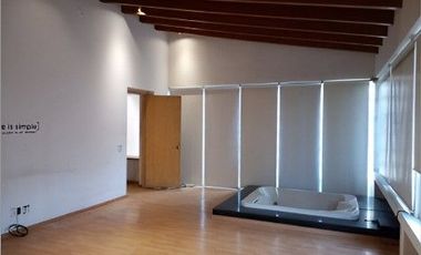 Edificio en 4 niveles Alpes 1020 Lomas de Chapultepec Miguel Hidalgo CDMX/ Recuperacion Bancaria