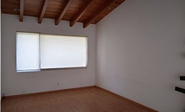 Edificio en 4 niveles Alpes 1020 Lomas de Chapultepec Miguel Hidalgo CDMX/ Recuperacion Bancaria