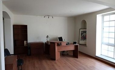 Edificio en 4 niveles Alpes 1020 Lomas de Chapultepec Miguel Hidalgo CDMX/ Recuperacion Bancaria