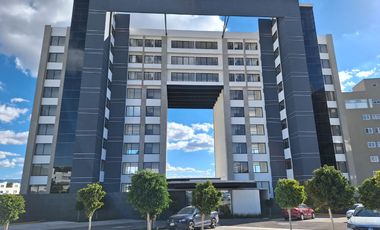 PENTHOUSE EN VENTA EN CAÑADAS DEL LAGO