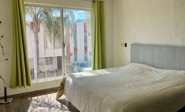 Casa amueblada 2 plantas, 3 recámaras, 2.5 baños cerca a Av. Constituyentes