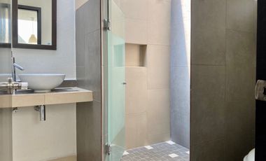 Casa amueblada 2 plantas, 3 recámaras, 2.5 baños cerca a Av. Constituyentes