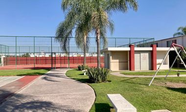 Casa amueblada 2 plantas, 3 recámaras, 2.5 baños cerca a Av. Constituyentes