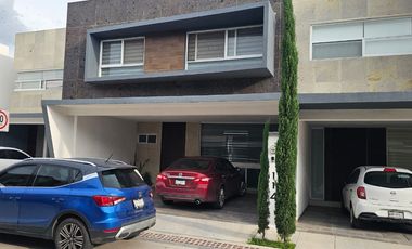 Venta Casa Residencial al Norte de Aguascalientes, Condominio Privado 