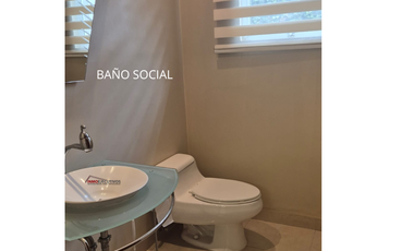 ARRIENDO AMPLIA CASA EN URBANIZACIÓN VISTA GRANDE.  MIRAVALLE CUMBAYÁ