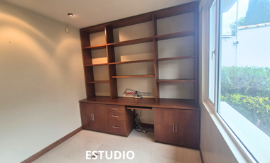 ARRIENDO AMPLIA CASA EN URBANIZACIÓN VISTA GRANDE.  MIRAVALLE CUMBAYÁ