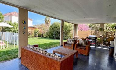 VENTA CASA MEDITERRANEA SANTA ELENA DE CHICUREO