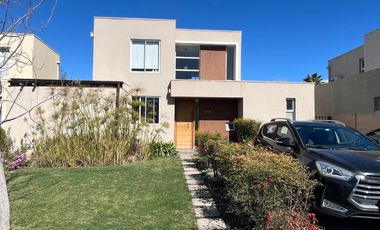 VENTA CASA MEDITERRANEA SANTA ELENA DE CHICUREO