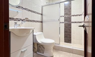 Casa en venta en sector ciudad alegría a pasos de la Universidad nacional de Loja al sur de la ciudad