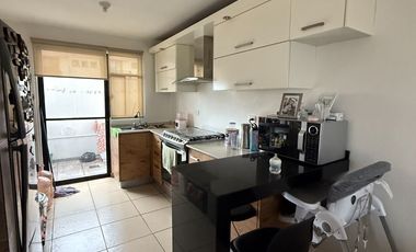 CASA EN VENTA EN FUENTES DEL LAGO CON TERRENO EXCEDENTE