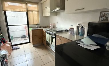 CASA EN VENTA EN FUENTES DEL LAGO CON TERRENO EXCEDENTE