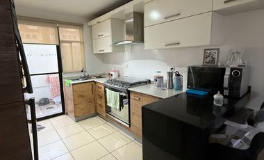 CASA EN VENTA EN FUENTES DEL LAGO CON TERRENO EXCEDENTE