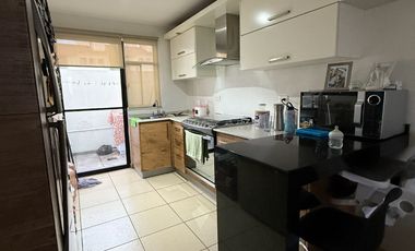 CASA EN VENTA EN FUENTES DEL LAGO CON TERRENO EXCEDENTE