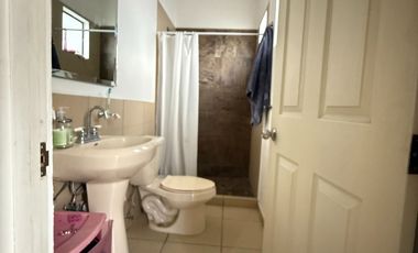 CASA EN VENTA EN FUENTES DEL LAGO CON TERRENO EXCEDENTE