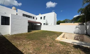 Casa en Venta en Privada Trinum,Santa Gertrudis Copó