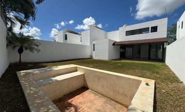 Casa en Venta en Privada Trinum,Santa Gertrudis Copó