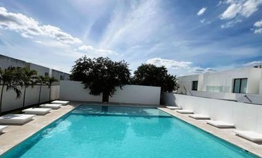 Casa en renta de 3 habitaciones en privada