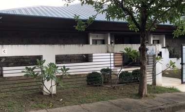 Corner House and Lot For Sale In Ayala Alabang